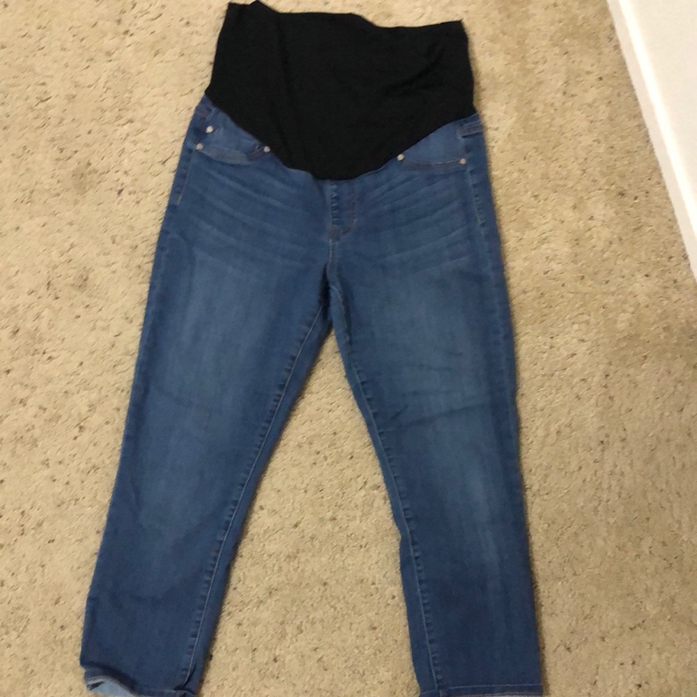 Liverpool Maternity Capri’s